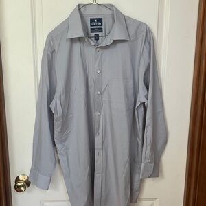Stafford Men’s Light Gray Long-Sleeve Dress Shirt